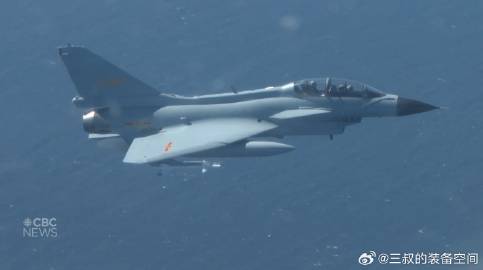 原声直击，多架歼-10实战硬刚外军机