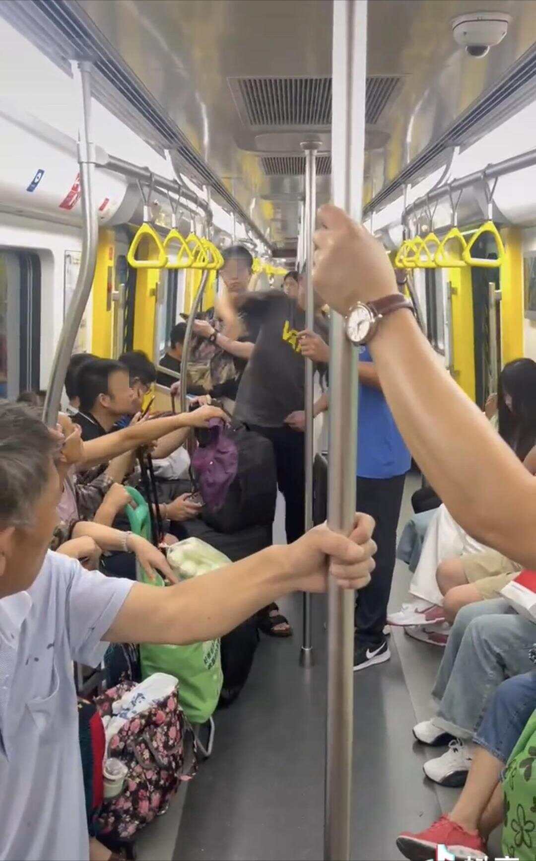热点生活 第9页