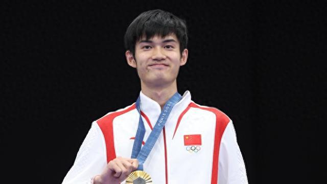 盛李豪拟获全国劳模，荣耀背后的奋斗与坚持