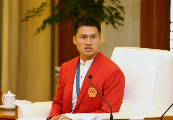 盛李豪拟获全国劳模，荣耀背后的奋斗与坚持