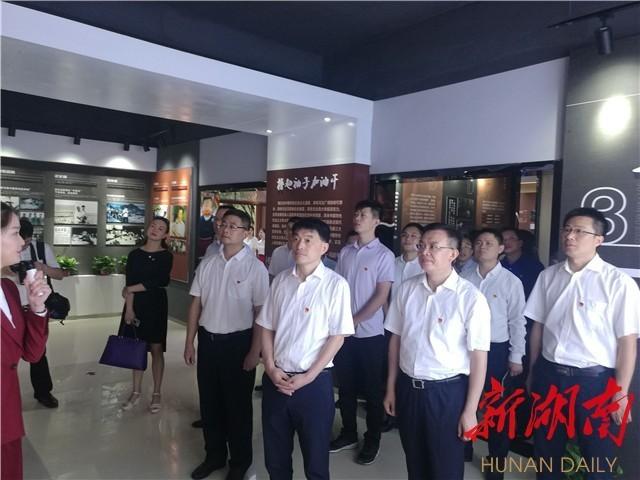 周云武的非凡人生，一份简历解析