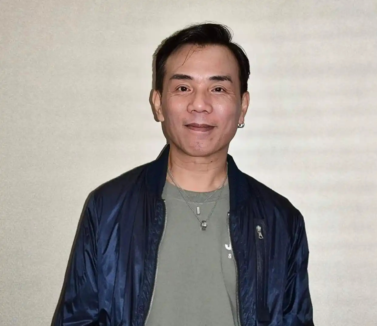 缅怀香港歌手李国祥，一个时代的落幕