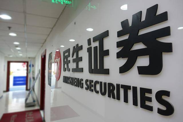 千万买地14年未过户怎么办？全面解析应对策略