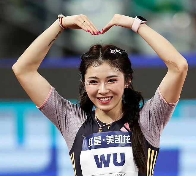 吴艳妮发布首支单曲热恋冰淇淋，音乐与热爱的完美融合