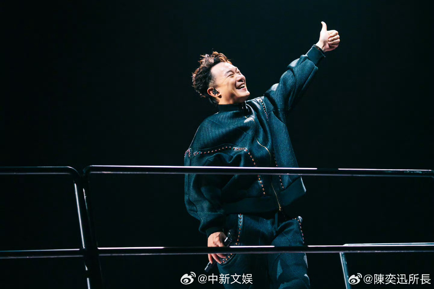 陈奕迅确诊新冠，演唱会延期——歌迷的期待与挑战