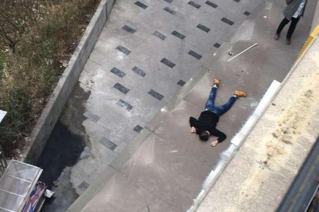 女子坠楼砸死事件深度解析
