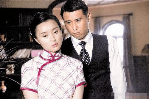 李乃文话剧结束发言悼念朱媛媛，致敬永恒的艺术情感