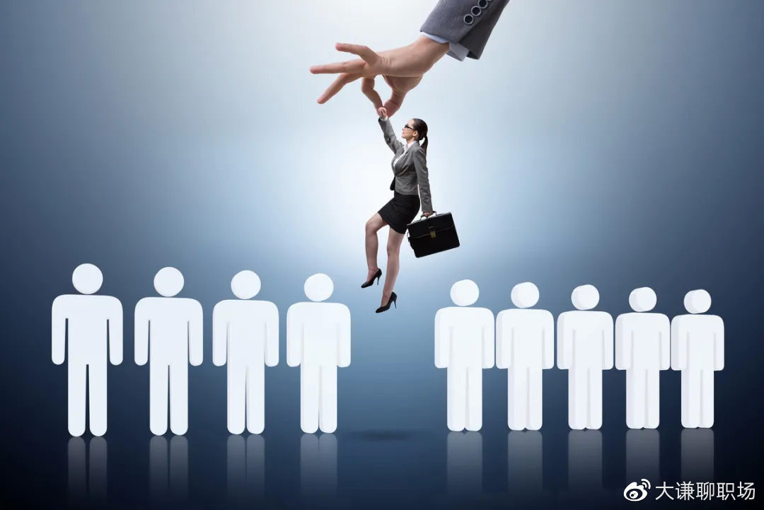 精英叙事失灵后我们在渴望什么