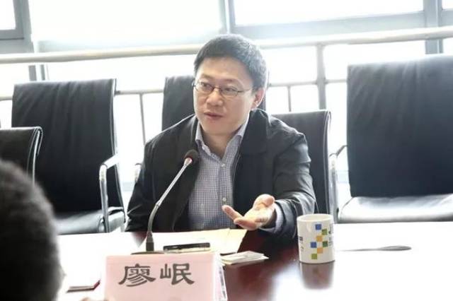 原四川银监局局长王筠权被查背后的故事