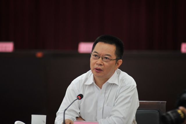 原四川银监局局长王筠权被查背后的故事