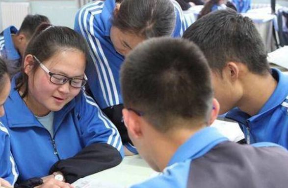 数学老师做高考卷能否满分？探究背后的可能性与挑战