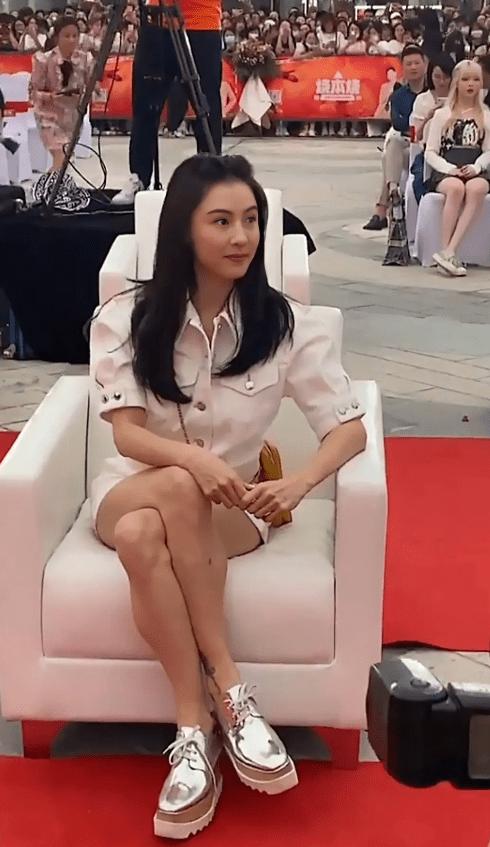 41岁的张柏芝，时光见证的美丽与坚韧