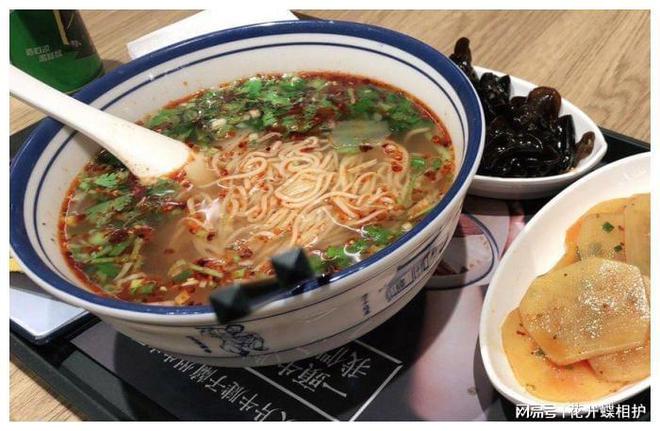 3块钱一碗面，生活的味道与时代的变迁