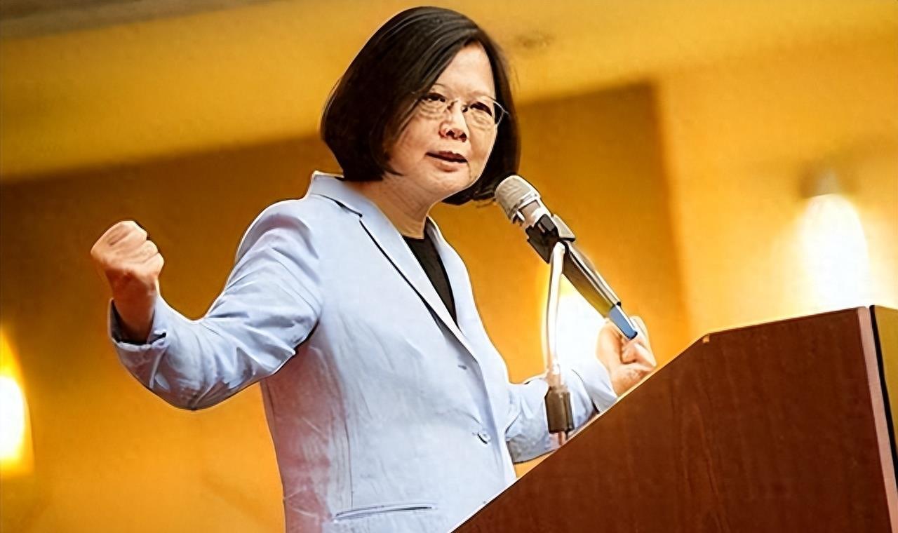 揭秘台当局，究竟是谁在幕后操盘？