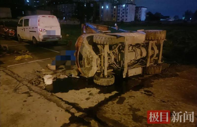 遭坠机碎片砸中身亡，一场无法挽回的悲剧