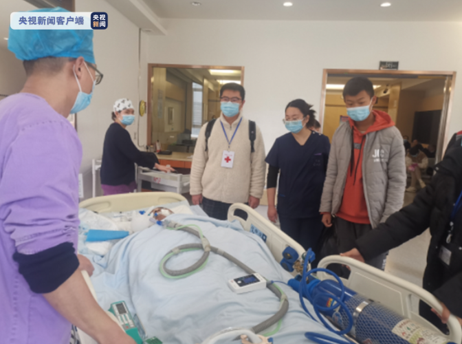 医院气管插错致患者死亡，家属发声背后的医疗伦理与社会责任探讨