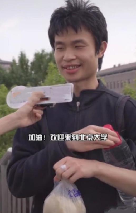 媒体，该让韦神吃口安静饭