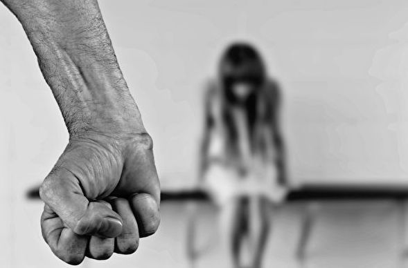 关于留学生迷奸至少10人的现象深度解析