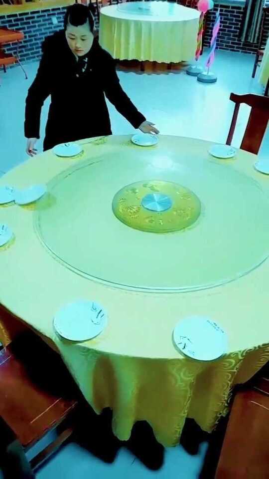 女生考超600分，放榜时在酒楼端盘子的逆袭之路